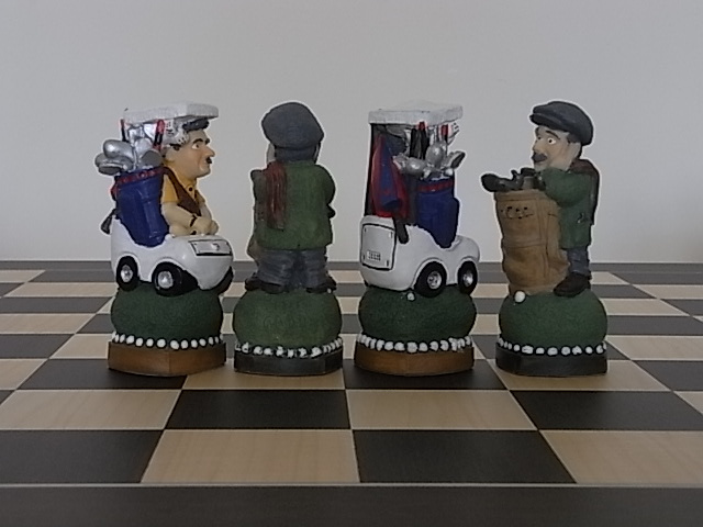 Golf Plain Theme Chess Set